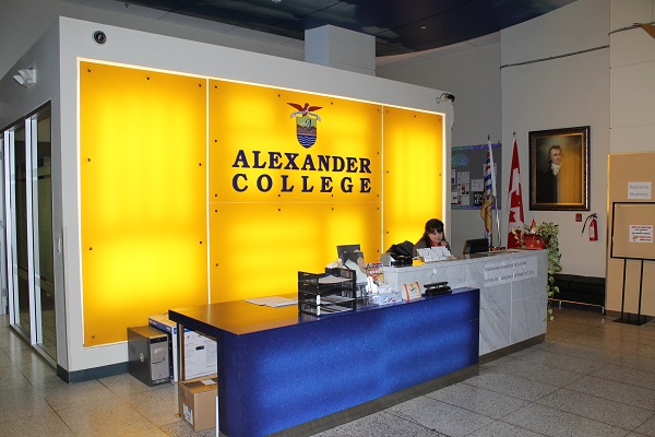 Alexander College Học phí và Chương trình học - VNTalent