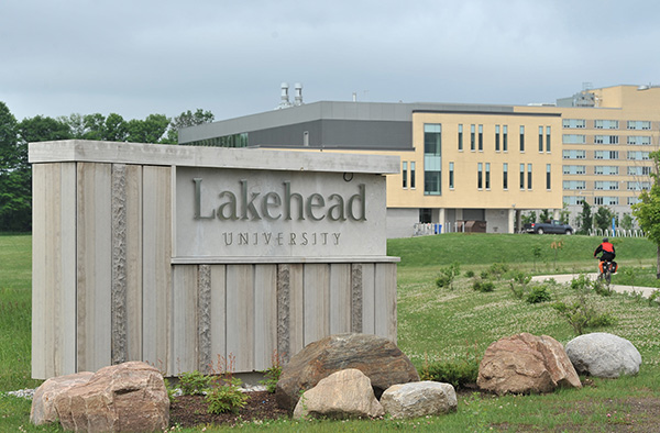 Lakehead University - Ngôi trường đại học nghiên cứu toàn diện số 1 Canada - OSLA
